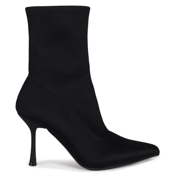 Premium Leather Boots – Crafted for Comfort and Durability - Image 2