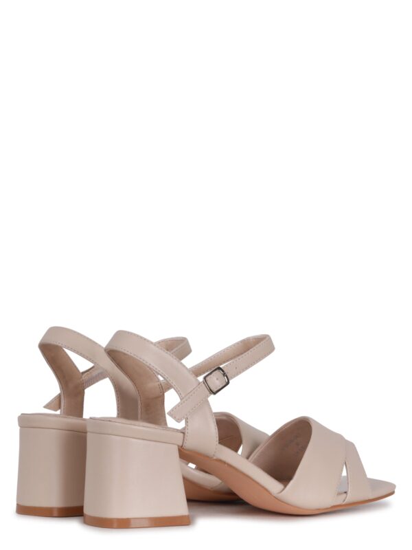 Trendy High Heel Sandals for Summer - Image 4
