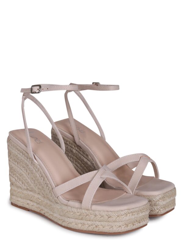 Chic and Comfortable High Heel Sandals - Image 3