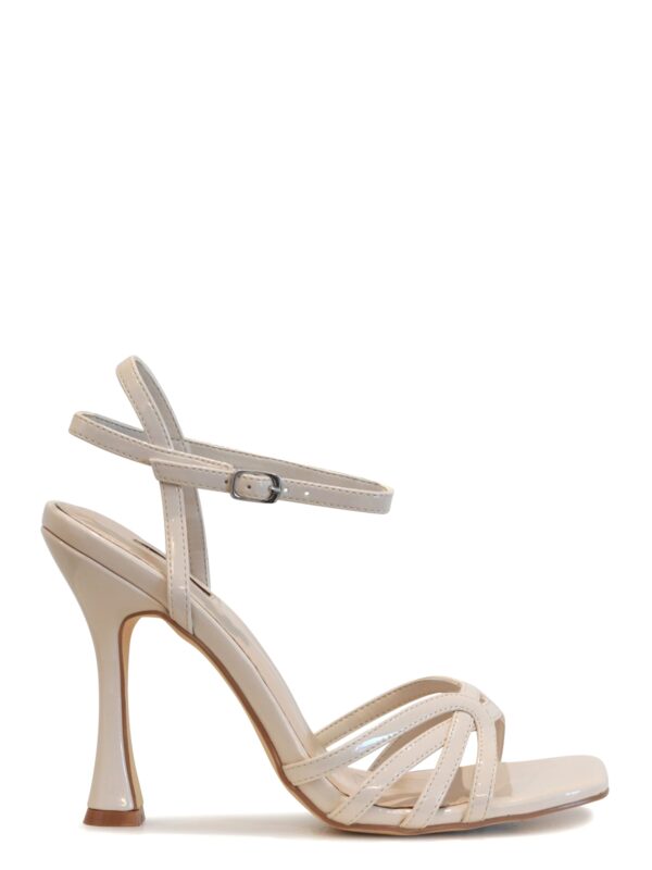 Timeless Heeled Sandals for Effortless Elegance - Image 2
