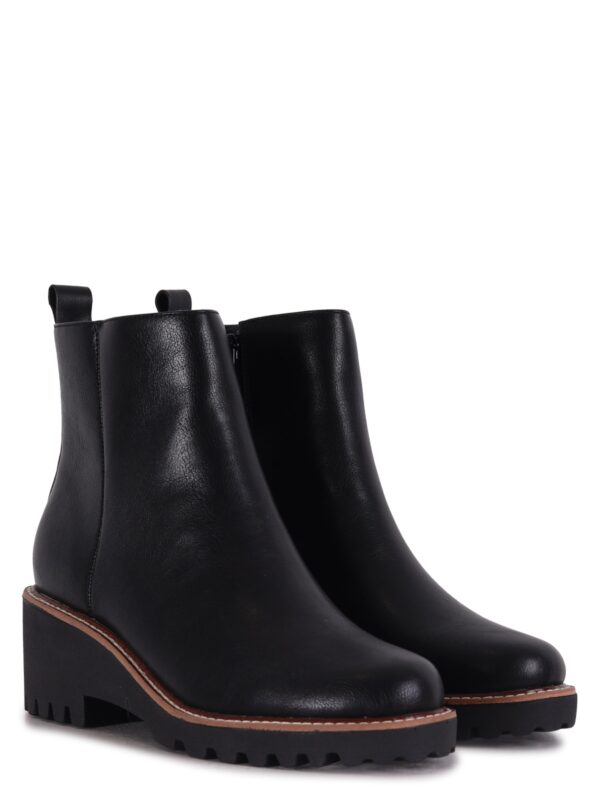 Trendy Knee-High Boots – Elevate Your Fashion Game - Image 3