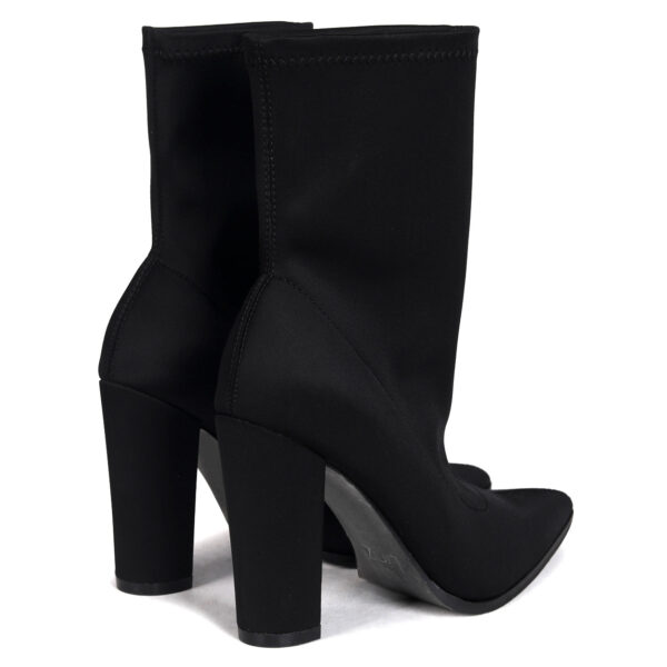 Stylish Chunky Boots – Trendy and Comfortable for All-Day Wear - Image 4